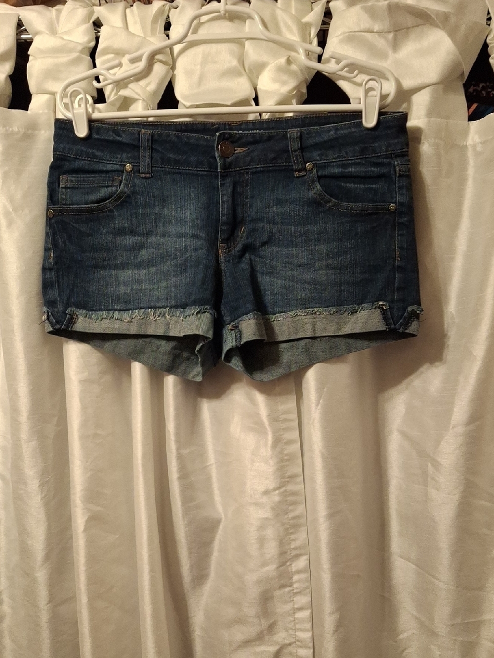 Celebrity Pink Dark Blue Rolled-Hem Denim Shorts